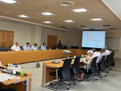 可児市議会の取組の説明の様子