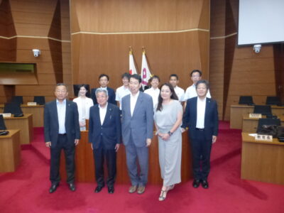 藤枝市議会の皆様の写真